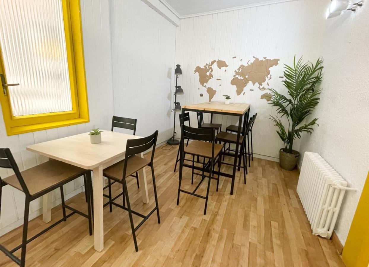 Az The Bridge Hostel - Coliving Zaragoza Exteriér fotografie
