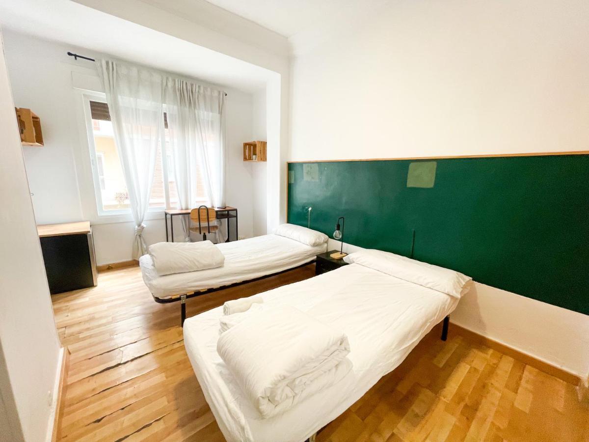 Az The Bridge Hostel - Coliving Zaragoza Exteriér fotografie