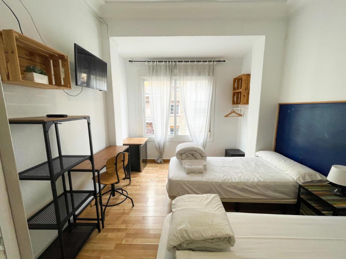 Az The Bridge Hostel - Coliving Zaragoza Exteriér fotografie